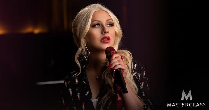 Masterclass Christina Aguilera Teaches Singing TUTORiAL